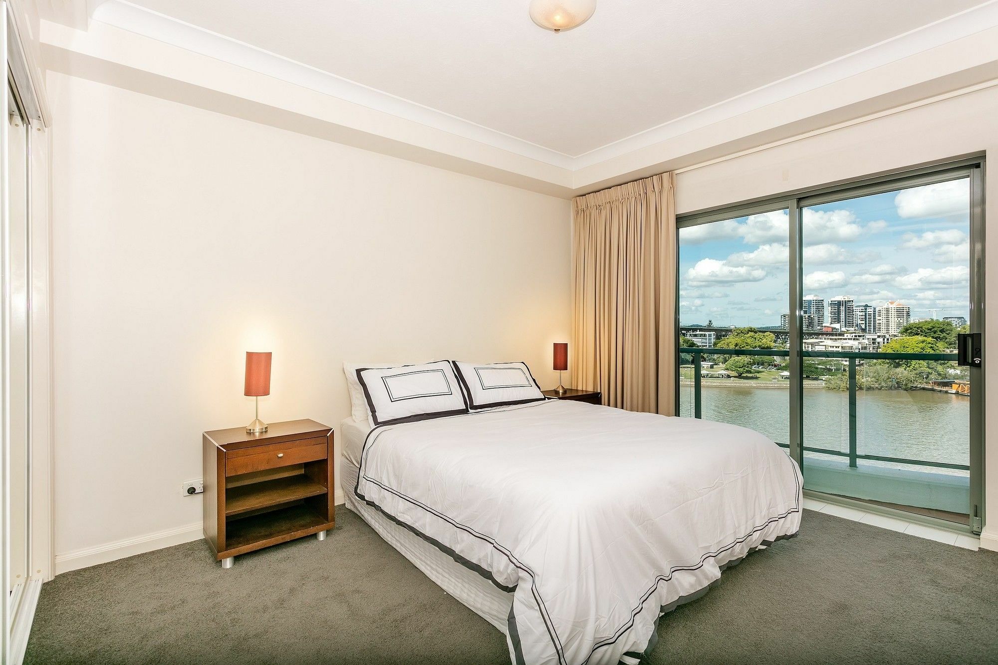 River View Suites In The Heart Of ブリスベン エクステリア 写真